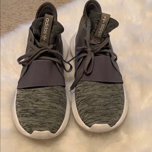 Adidas Tubular sneakers